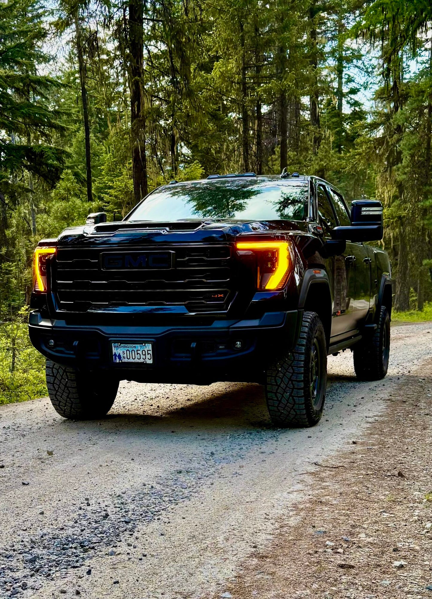 2024-2025 GMC Sierra 2500/3500 Amber switchback DRL kit